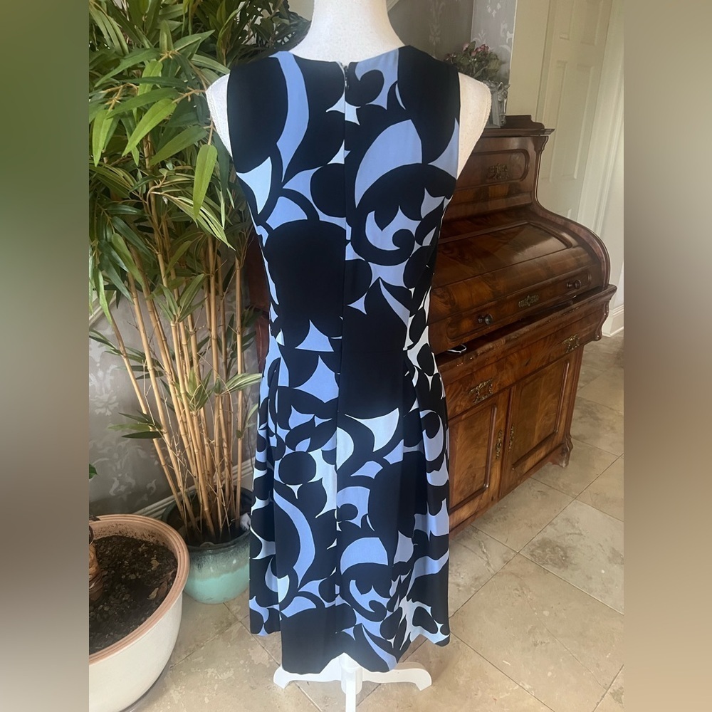 Ann Taylor sleeveless dress V-neck fully lined back zipper size 4T NWOT - Picture 11 of 16